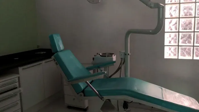 Vende-se equipo odontológico DABI