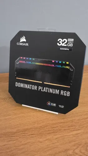 Memória 32gb (2x16gb) Corsair Dominator Platinum DDR4 3200mhz