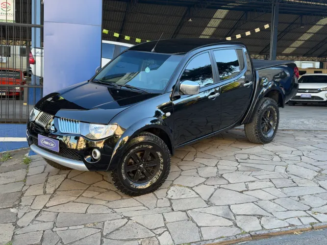 Mitsubishi L200 Triton HPE 3.2 CD TB Int.diesel AUT 2010