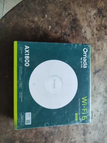 Omada boy TP-Link AX1800+