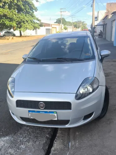 Fiat Punto 1.4 Fire Flex 8V 5P 2010