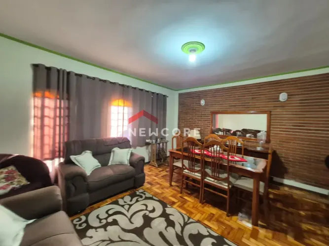 Casa em Avenida República do Líbano - Jardim Cruzeiro do Sul - São Carlos/SP