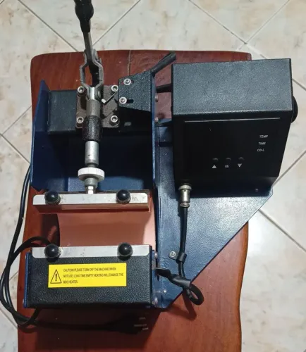 Máquina impressão canecas