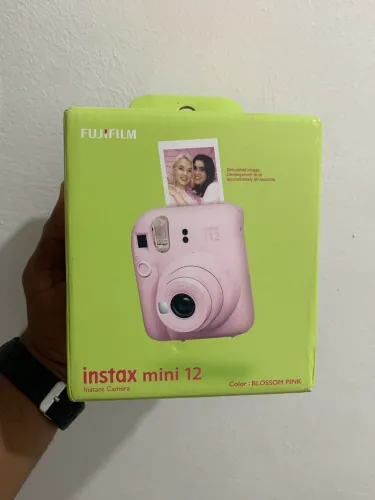 Câmera instantânea Fujifilm Instax Kit Instax Mini 12 (Rosa) Lacrada 