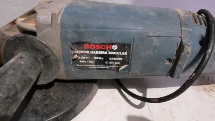 Esmerilhadeira Bosch 220v