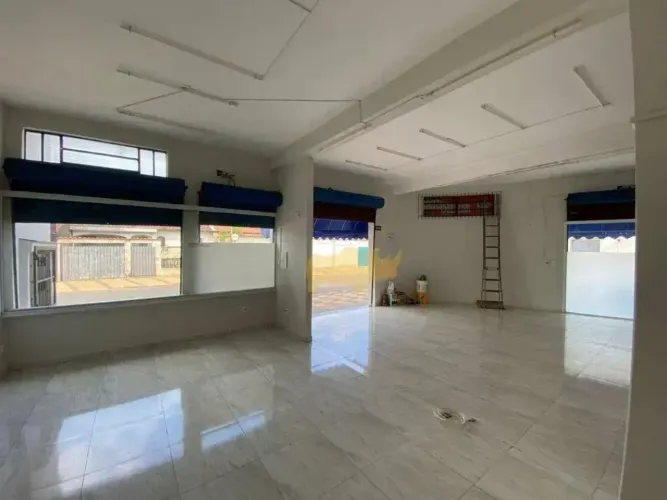 Salão para alugar, 100 m² por R$ 2.880,00/mês - Vila São Miguel - Rio Claro/SP