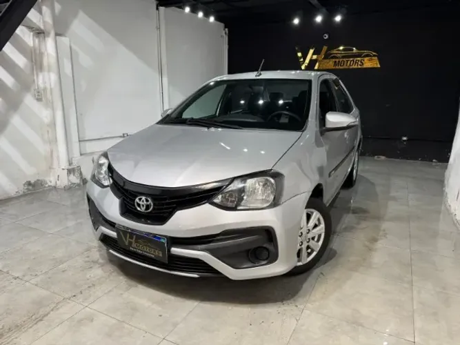 Toyota Etios X Plus Sedan 1.5 Flex 16V 4P Aut. 2021