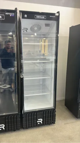 Cervejeira 570 litros refrimate