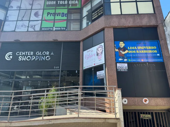 High Class Vende excelente loja no Shopping Glória frente para rua oportunidade R$320mil