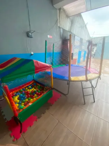 Pula-pula + casinha de bolinha PROMOÇÃO