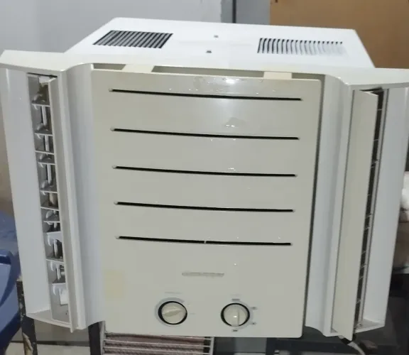 Ar condicionado Springer 7.500 BTUs 220v