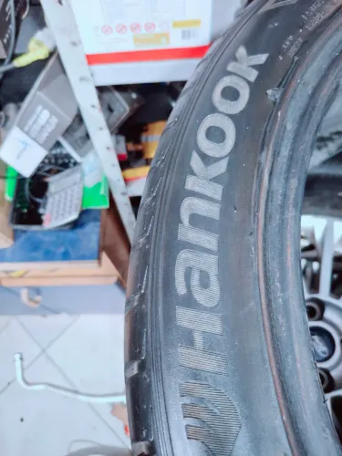 Pneus hankook 215 45 r18 