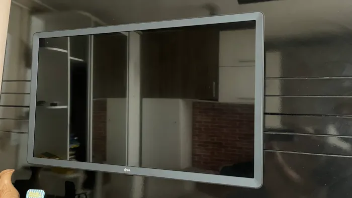 Tv smart 32? LG com bluetooth 