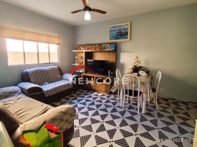 Apartamento em Avenida Marginal - Estufa II - Ubatuba/SP