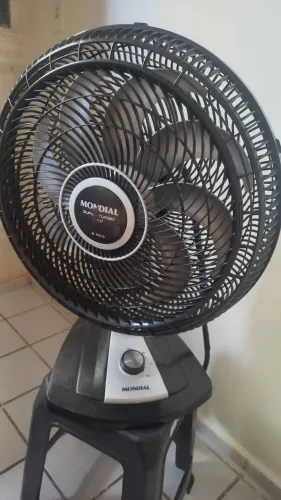 Ventilador mondial bem conservado,não fasso menos,entrego dependendo do local. 