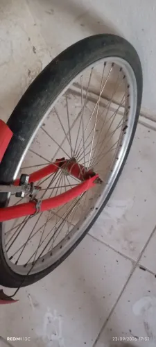 Bicicleta Monark 2005 em perfeito estado de conservação para pessoas exigentes