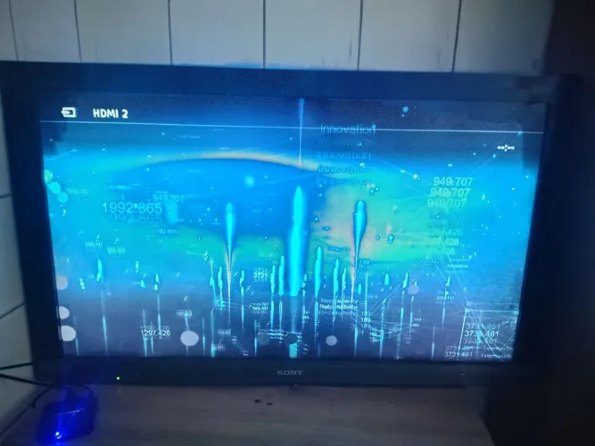 TV Sony Bravia KDL-40EX405 com manchas na tela não tem controle 