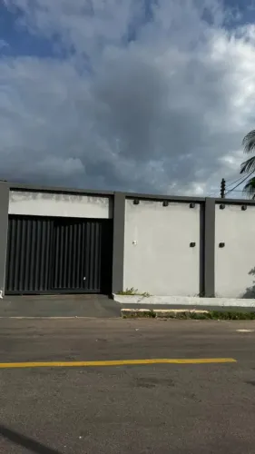 casa térrea mobiliada para alugar com 3 quartos 1 suíte energia solar bairro tijucal