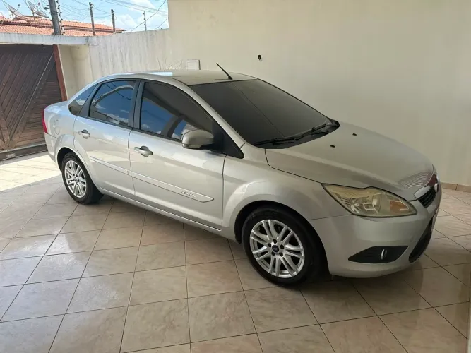 Ford Focus Sedan 2.0 16v/2.0 16V Flex 4P Aut. 2013