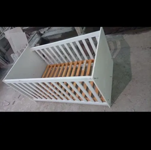 Berço de bebê 