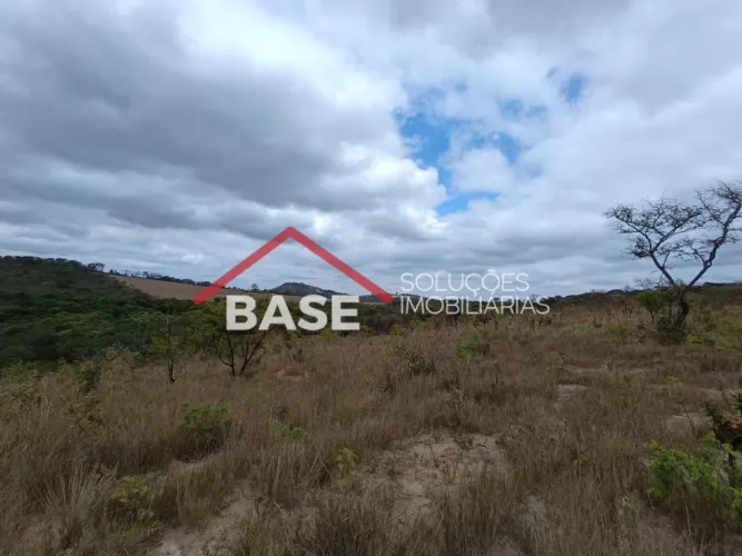 Lote à venda com 15.000 m² em Itatiaiuçu/MG