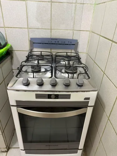 Fogão Super conservado