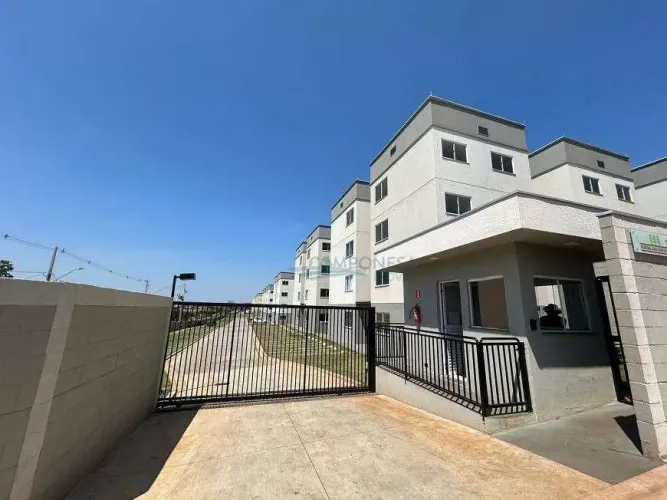 Apartamento com 2 dormitórios para alugar, 50 m² por R$ 1.250,00/mês - Conjunto Habitacion