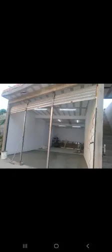 Salão a venda com laje em ponto de construção