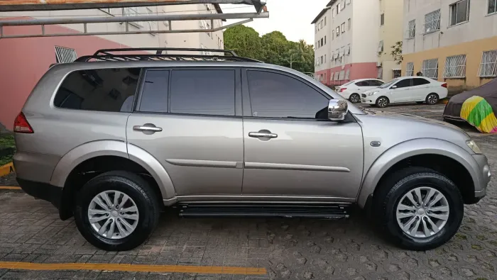 Mitsubishi Pajero Dakar HPE 3.2 4X4 T.I Dies 5P AUT 2015