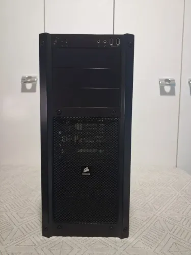 Gabinete Corsair