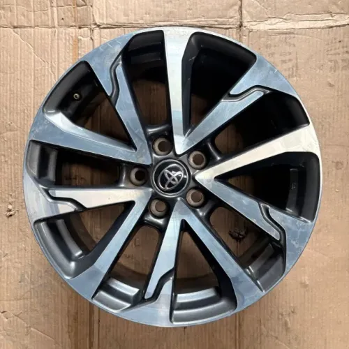 Roda aro 18 Toyota Corolla Cross Original 