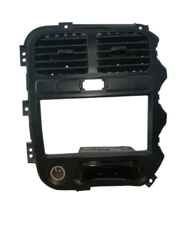 Moldura Central Do Painel Com Difusor Kia Bongo 2010