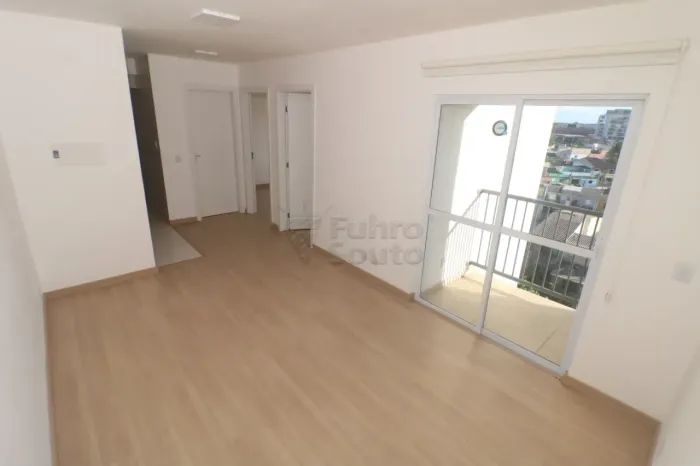 Apartamento novo com 2 dormitórios, suíte e sacada com churrasqueira no Connect JK em Pelo