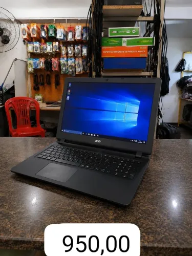 Notebook Acer com SSD - Rápido e Conservado