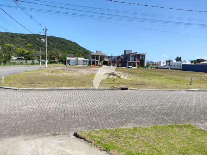 Terreno Bairro Zimbros- Bombinhas Sc
