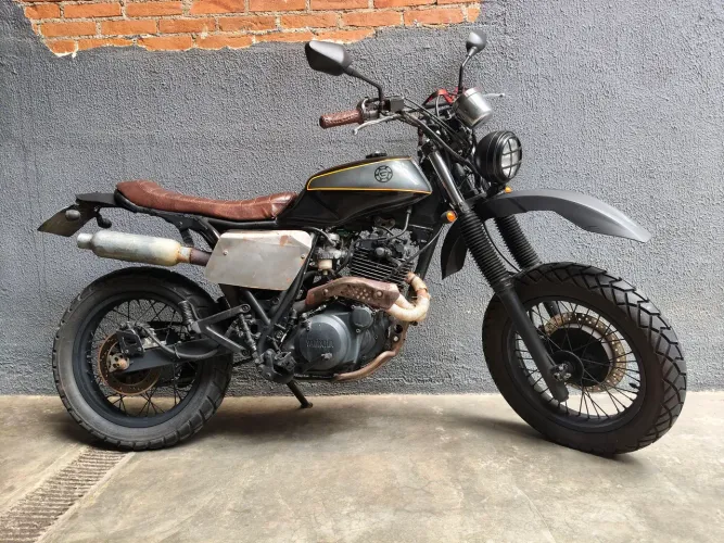 Yamaha XT 600E 98 - Scrambler - Muito bem cuidada