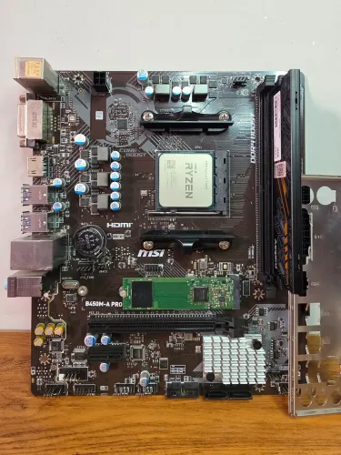 KIT AM4 B450M+RYZEN 35300G+16GB RAM 3200MHZ+SSD SATA M.2 480GB<br>