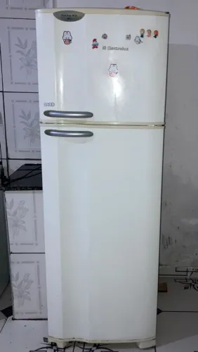 Geladeira Eletrolux