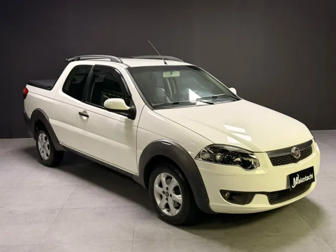 Fiat Strada Trekking 1.6 16V Flex CD 2015