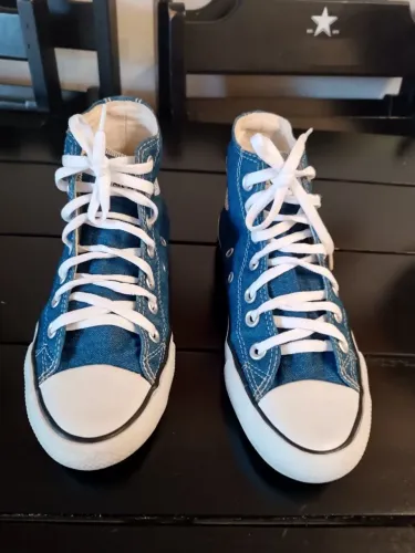 Tênis ALL star botinha, novinho tamanho 37