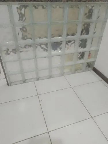 Vendo balcão 1.85X1.0X 30