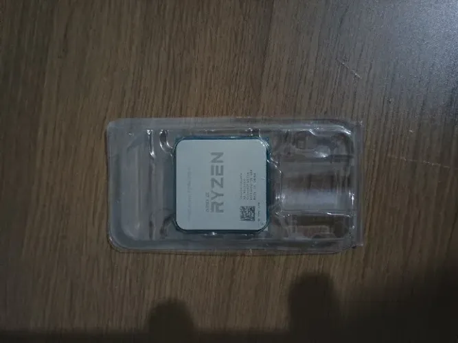 Processador Ryzen 5 PRO 2400G