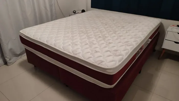 Cama Queen colchão + base
