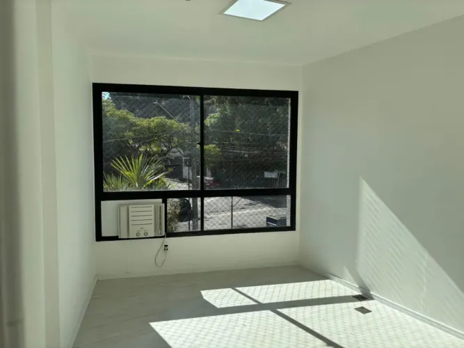 Conjunto comercial para venda em Jardim Caboré, 55m²