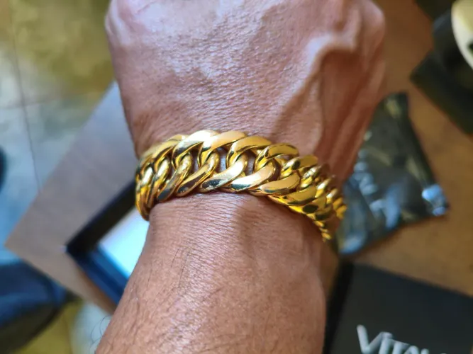 Pulseira Dourada Grossa