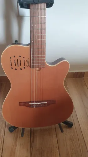 VIOLÃO GODIN MULTIAC NYLON ENCORE 