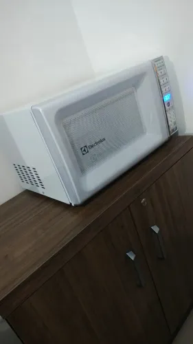 Forno Microondas Eletrolux 34L NOVO