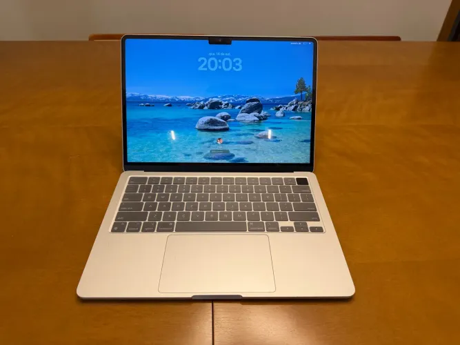 MacBook m2 SSD 256gb 8GB RAM 
