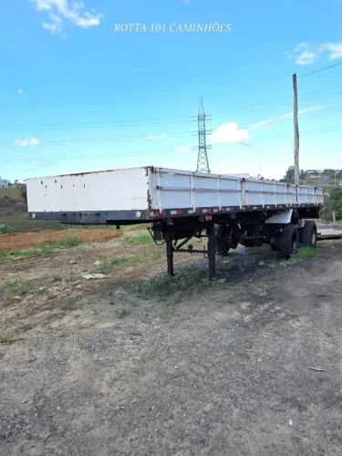 Carreta Randon Vanderleia 2 eixos Semi Reboque