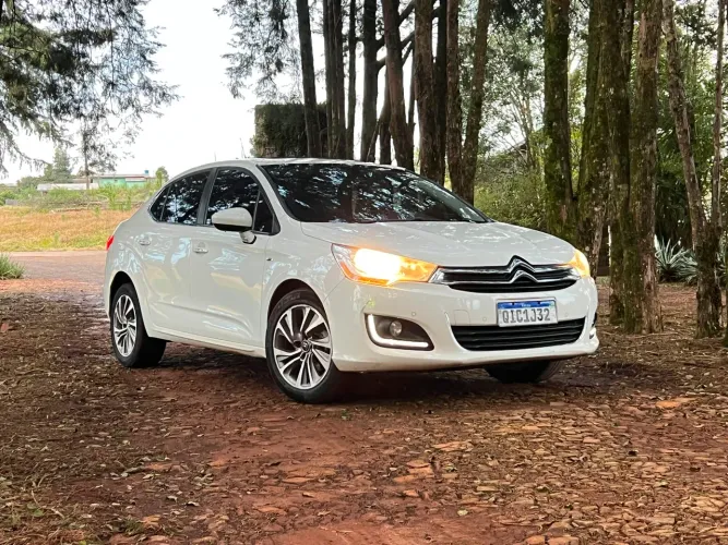 Citroen C4 Lounge Exclusive 1.6 Turbo Flex Aut. 2016